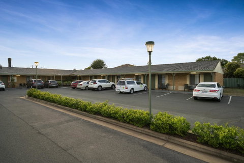 Garden City Motor Inn - Accommodation Main Beach 41