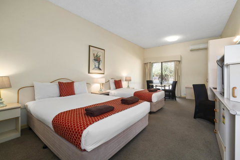 Garden City Motor Inn - Accommodation Main Beach 19