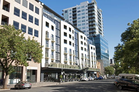 Mantra Hindmarsh Square - Accommodation Main Beach 5