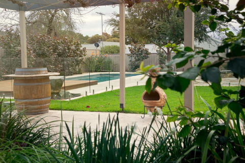 29 Jane - Accommodation Main Beach 0