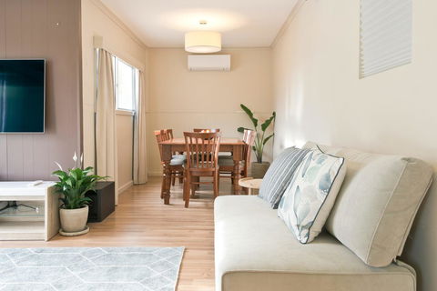 29 Jane - Accommodation Main Beach 5