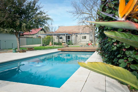 29 Jane - Accommodation Main Beach 1