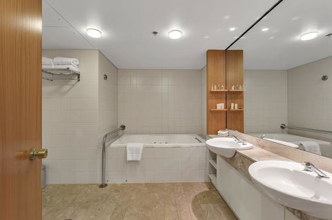 Stamford Plaza Adelaide - Accommodation Main Beach 29