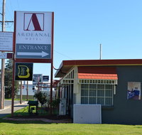 Ardeanal Motel - Accommodation Main Beach