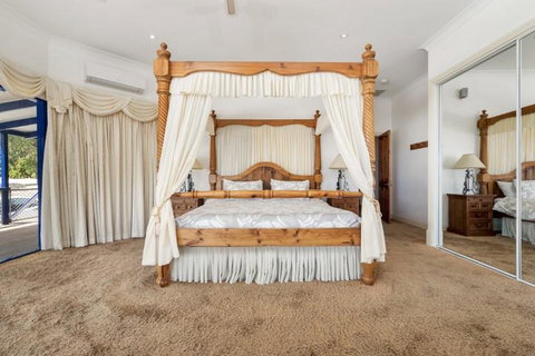 Doyles On The Bay - Accommodation Main Beach 23