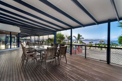 Doyles On The Bay - Accommodation Main Beach 8