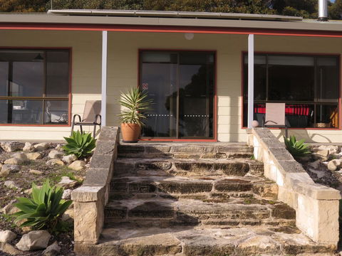 Kestrel Downs - Accommodation Main Beach 25