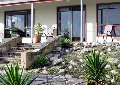 Kestrel Downs - Accommodation Main Beach 27