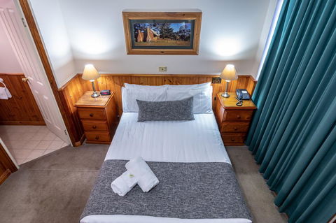 Astor Inn - Accommodation Main Beach 16