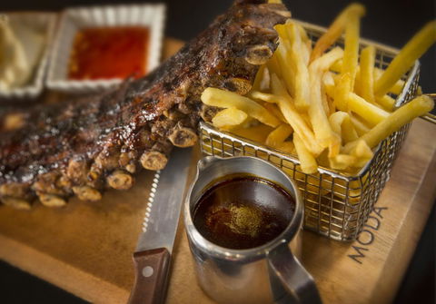 Adelaide Inn - Accommodation Main Beach 29