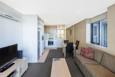 IStay Precinct Adelaide - Accommodation Main Beach 24