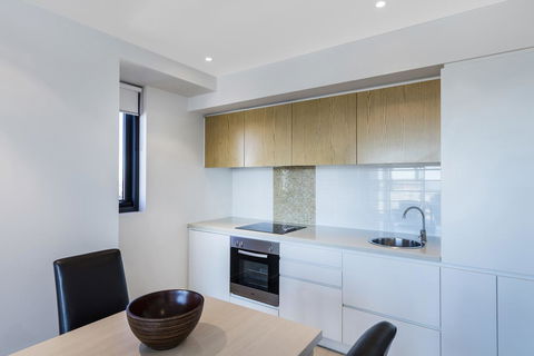 IStay Precinct Adelaide - Accommodation Main Beach 14