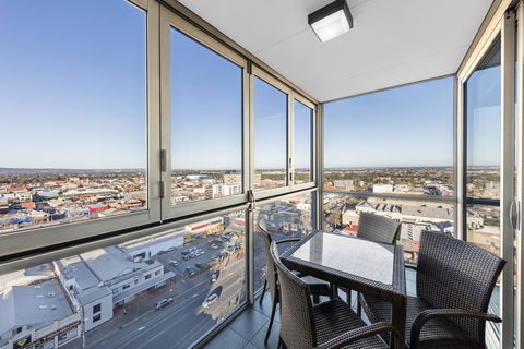 IStay Precinct Adelaide - Accommodation Main Beach 20