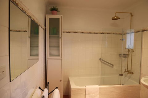 Merellaan - Accommodation Main Beach 11