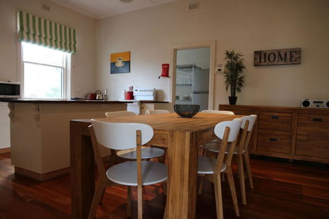 Merellaan - Accommodation Main Beach 6