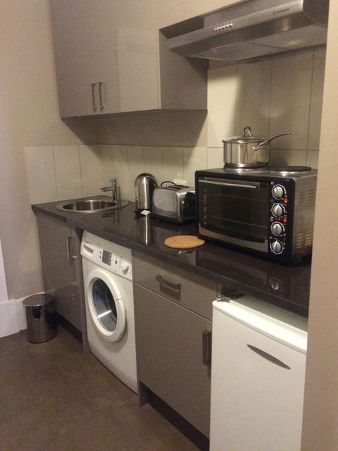 Penzance Cottage Glenelg - Accommodation Main Beach 3