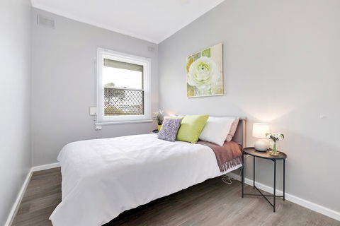 Cute And Cosy - Events, Workers, Getaways - Accommodation Main Beach 5