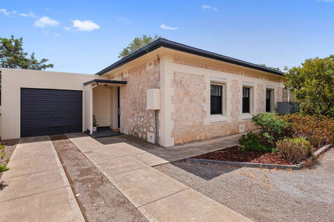 Cute And Cosy - Events, Workers, Getaways - Accommodation Main Beach 14