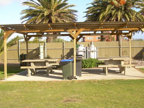 Discovery Parks - Adelaide Beachfront - Accommodation Main Beach 35