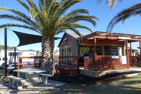 Discovery Parks - Adelaide Beachfront - Accommodation Main Beach 18