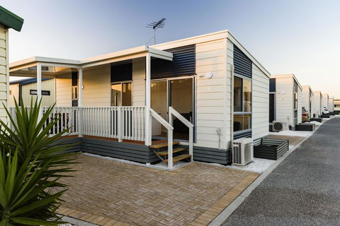 Discovery Parks - Adelaide Beachfront - Accommodation Main Beach 21