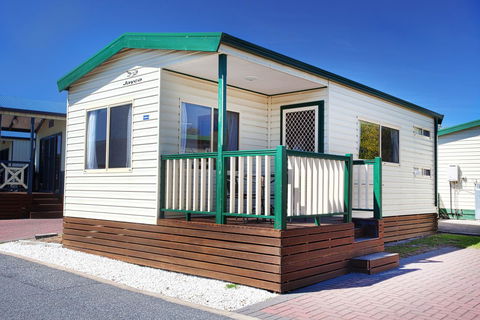 Discovery Parks - Adelaide Beachfront - Accommodation Main Beach 9