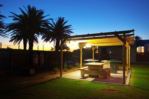 Discovery Parks - Adelaide Beachfront - Accommodation Main Beach 24