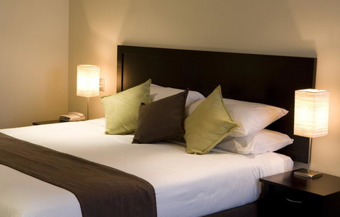 Adelaide Rockford - Accommodation Main Beach 15