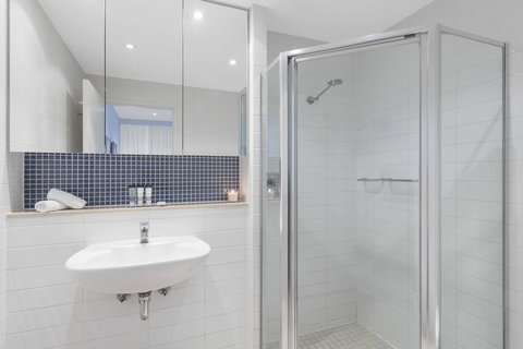 Oaks Glenelg Liberty Suites - Accommodation Main Beach 31