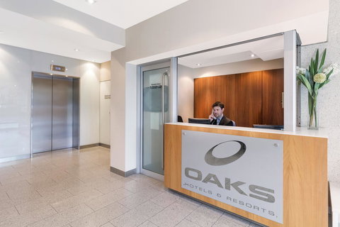 Oaks Glenelg Liberty Suites - Accommodation Main Beach 9