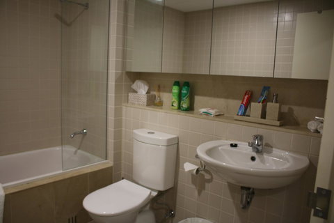 Beachside Luxury Getaway In Glenelg - Accommodation Main Beach 11