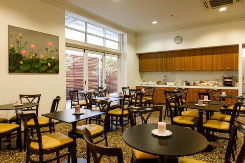 Adabco Boutique Hotel Adelaide - Accommodation Main Beach 5