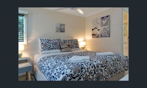 Wintergarden Beach Cabin - Accommodation Main Beach 5