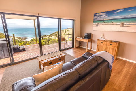 Sea Dragon Kangaroo Island - Accommodation Main Beach 1