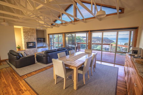Sea Dragon Kangaroo Island - Accommodation Main Beach 9