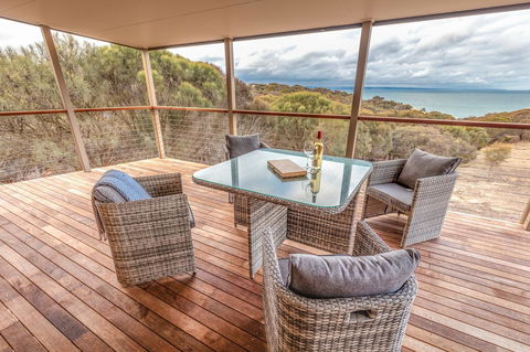 Sea Dragon Kangaroo Island - Accommodation Main Beach 7