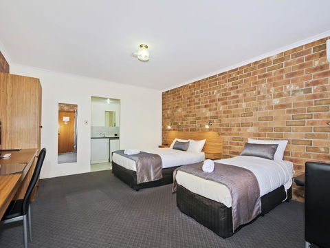 Motel Goolwa - Accommodation Main Beach 0