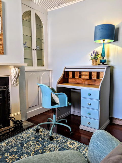 Inglenook Cottage - Accommodation Main Beach 10