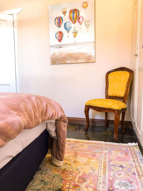 Inglenook Cottage - Accommodation Main Beach 25