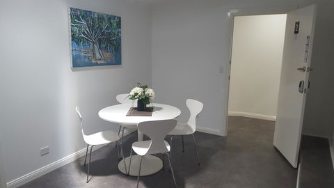 Aart Apartments - Accommodation Main Beach 12