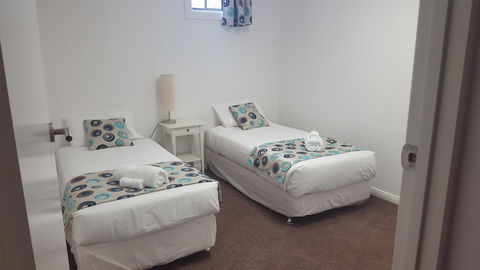 Aart Apartments - Accommodation Main Beach 14