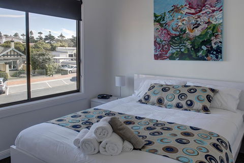 Aart Apartments - Accommodation Main Beach 25