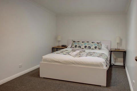Aart Apartments - Accommodation Main Beach 21