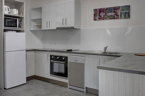 Aart Apartments - Accommodation Main Beach 19