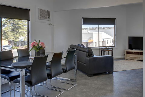 Aart Apartments - Accommodation Main Beach 23