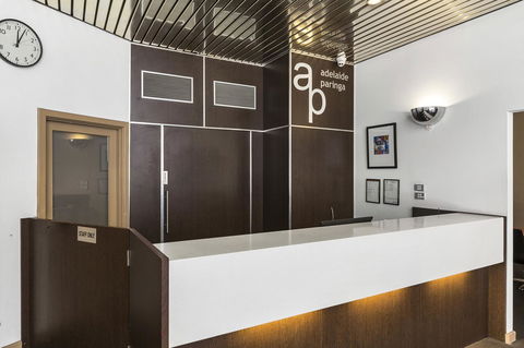 Adelaide Paringa - Accommodation Main Beach 18