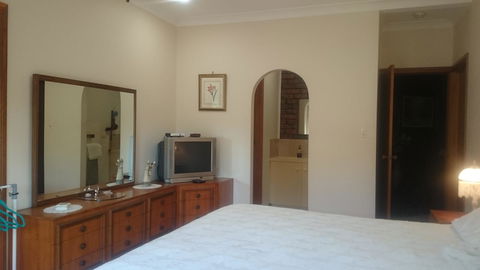 Gaerwood B&B - Accommodation Main Beach 5