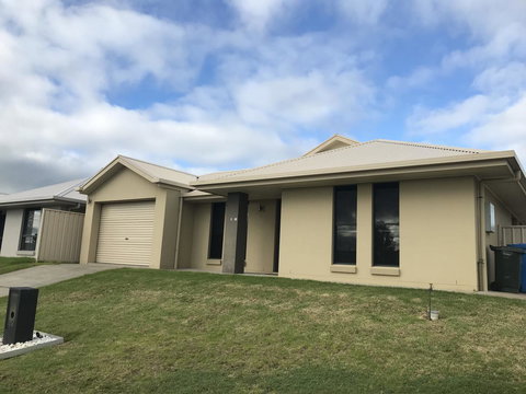 Little On Ash - Accommodation Main Beach 0