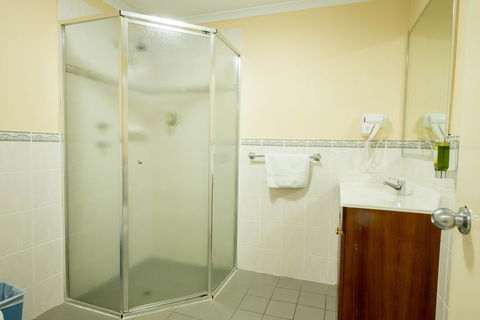 Jacksons Motor Inn - Accommodation Main Beach 24