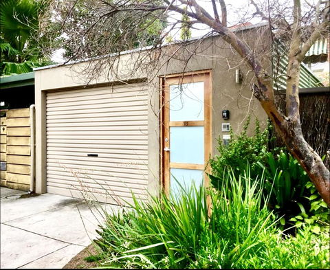 Superb Townhouse In North Adelaide - Accommodation Main Beach 13
